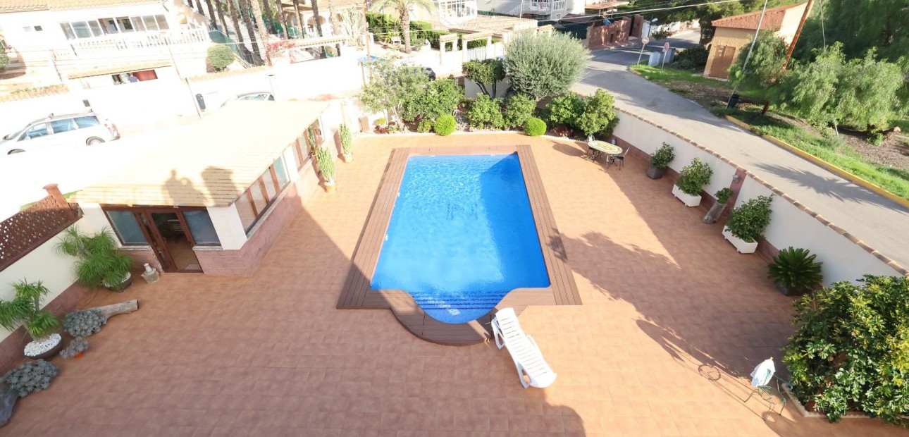 Sale - Villa -
Torrevieja - Los Balcones - Los Altos del Edén