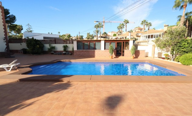 Sale - Villa -
Torrevieja - Los Balcones - Los Altos del Edén