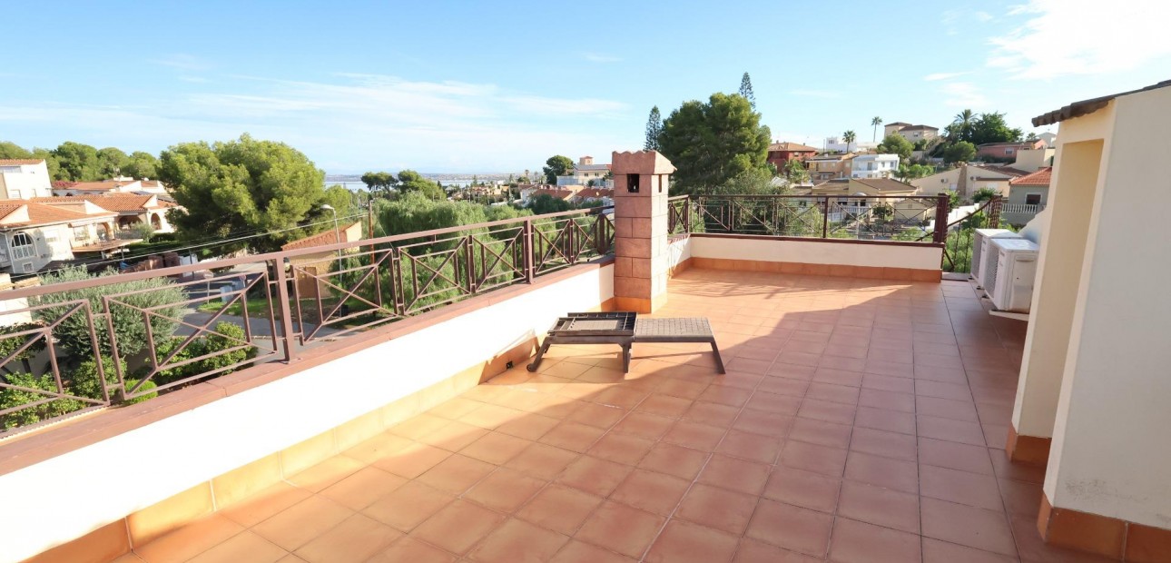 Sale - Villa -
Torrevieja - Los Balcones - Los Altos del Edén