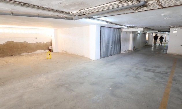 Sale - Apartment / flat -
Torrevieja - Punta prima