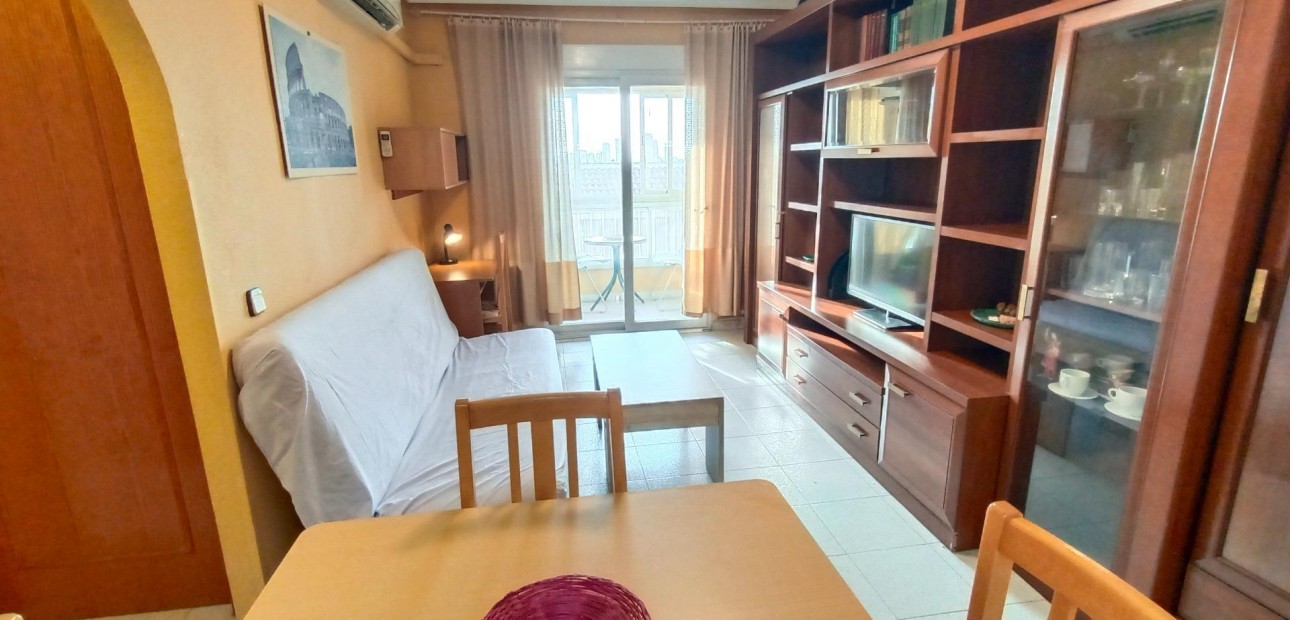 Sale - Apartment / flat -
Torrevieja - Acequion