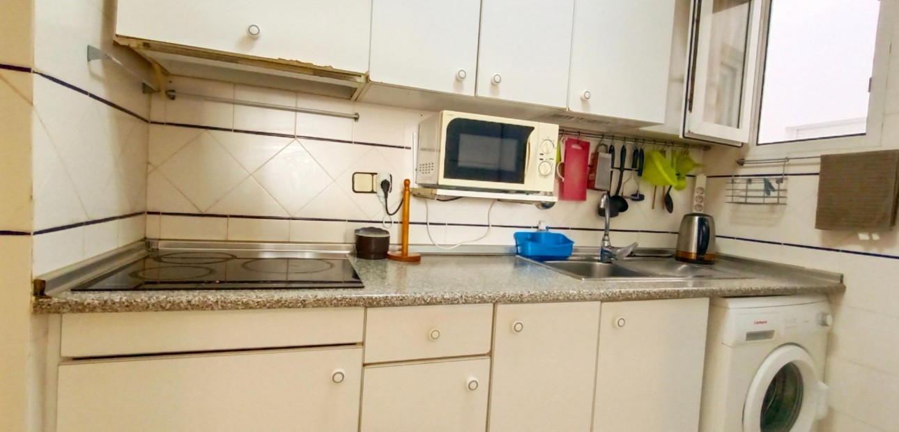 Sale - Apartment / flat -
Torrevieja - Acequion