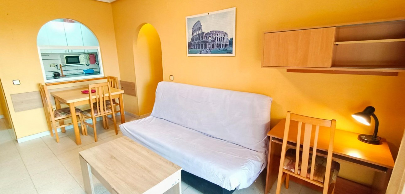 Sale - Apartment / flat -
Torrevieja - Acequion