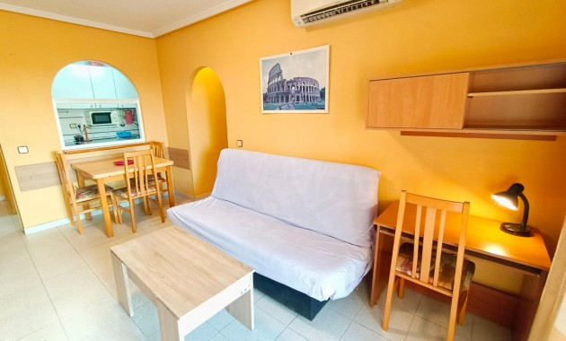 Sale - Apartment / flat -
Torrevieja - Acequion