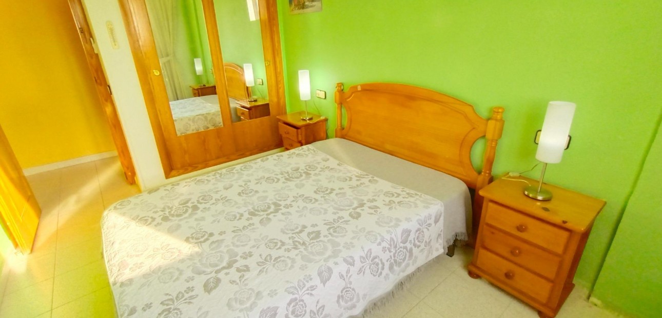 Sale - Apartment / flat -
Torrevieja - Acequion