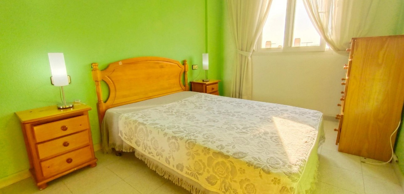 Sale - Apartment / flat -
Torrevieja - Acequion