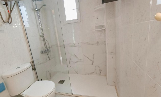 Sale - Apartment / flat -
Torrevieja - Acequion