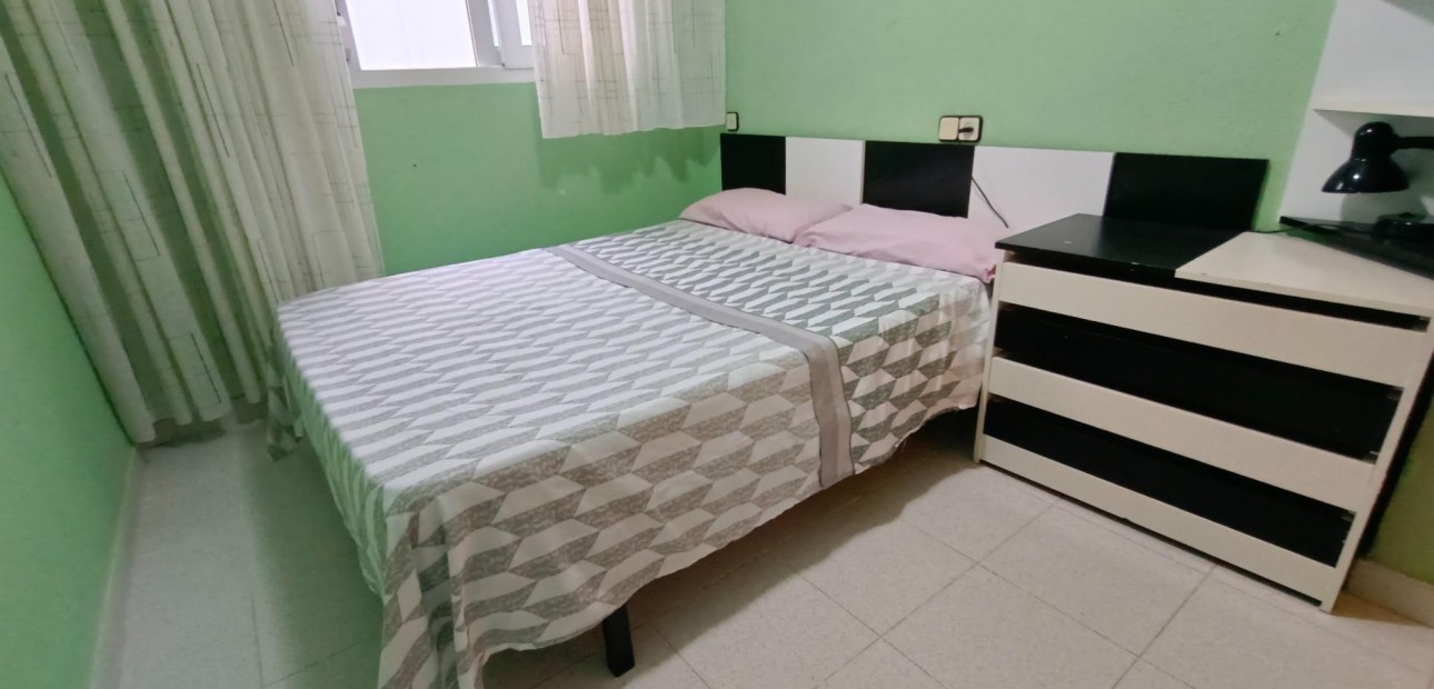 Sale - Apartment / flat -
Torrevieja - Acequion