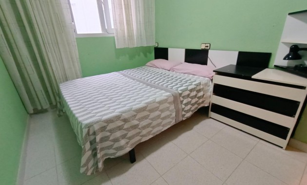 Sale - Apartment / flat -
Torrevieja - Acequion