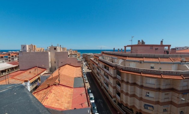 Sale - Apartment / flat -
La Mata - La Mata - Town