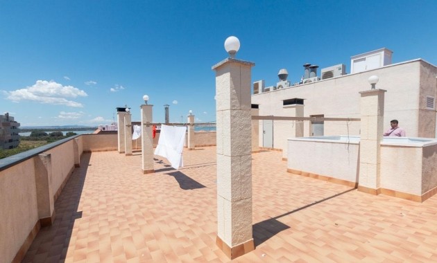 Sale - Apartment / flat -
La Mata - La Mata - Town