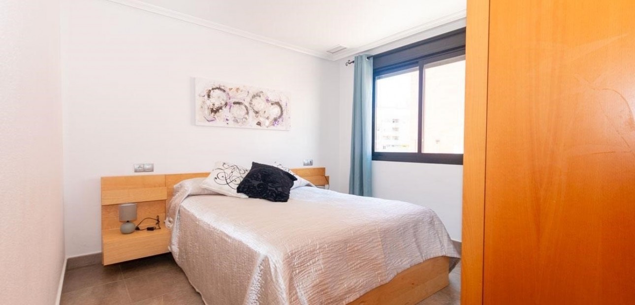 Sale - Apartment / flat -
La Mata - La Mata - Town