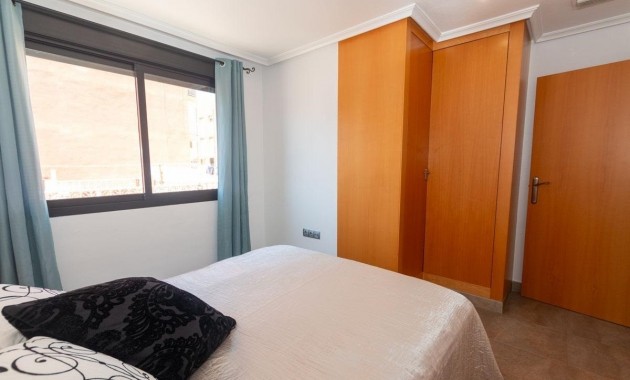 Sale - Apartment / flat -
La Mata - La Mata - Town