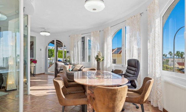 Sale - Villa -
Ciudad Quesada