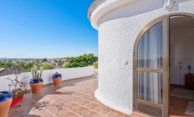 Sale - Villa -
Ciudad Quesada