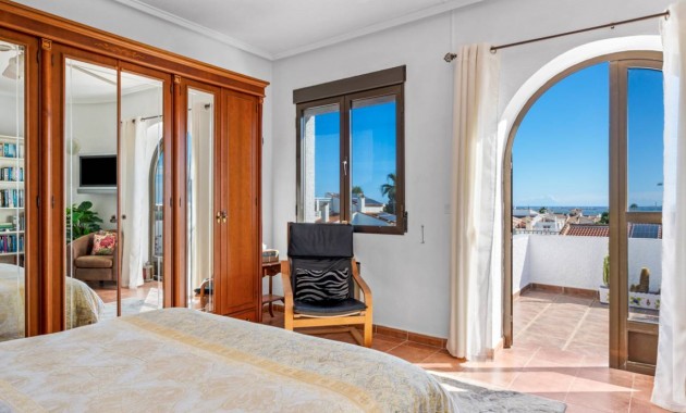 Sale - Villa -
Ciudad Quesada