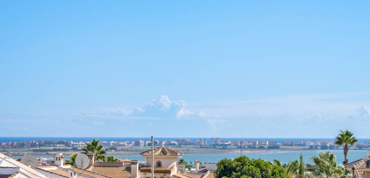 Sale - Villa -
Ciudad Quesada