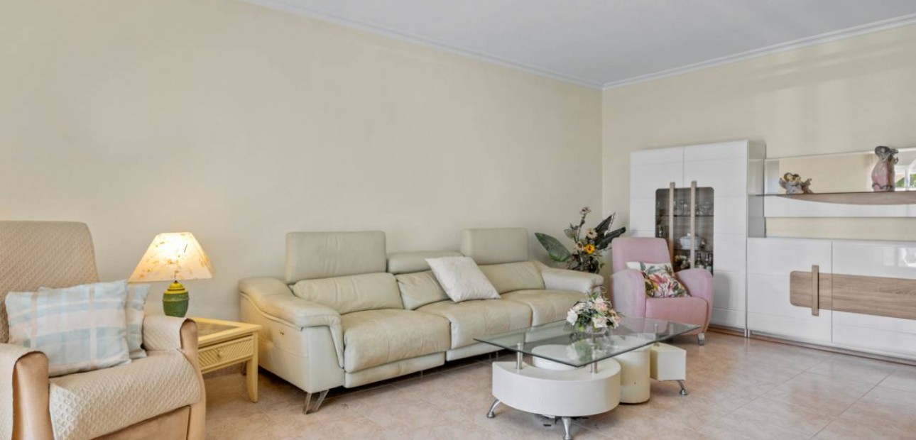 Herverkoop - Villa -
Ciudad Quesada