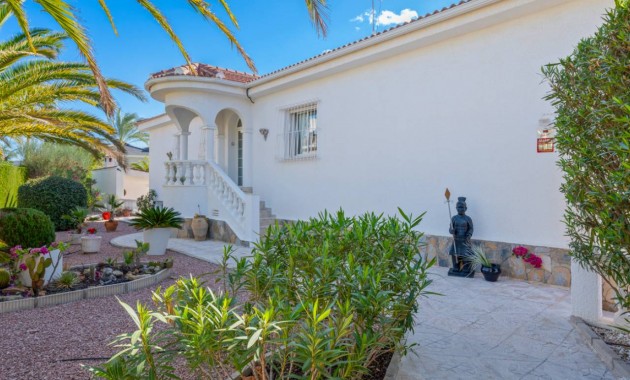 Herverkoop - Villa -
Ciudad Quesada