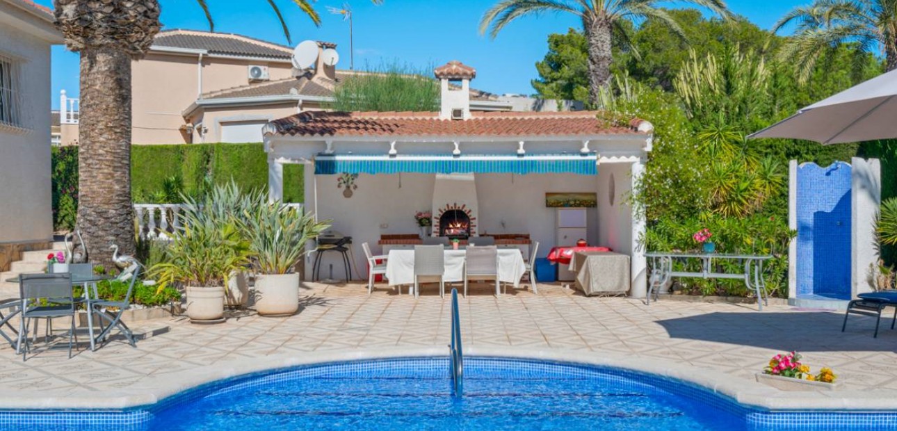 Herverkoop - Villa -
Ciudad Quesada