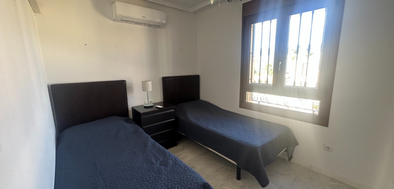 Sale - Apartment / flat -
Algorfa - La Finca Resort