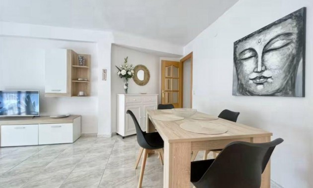 Sale - Apartment / flat -
Benidorm - Levante