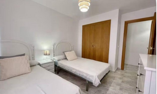 Sale - Apartment / flat -
Benidorm - Levante