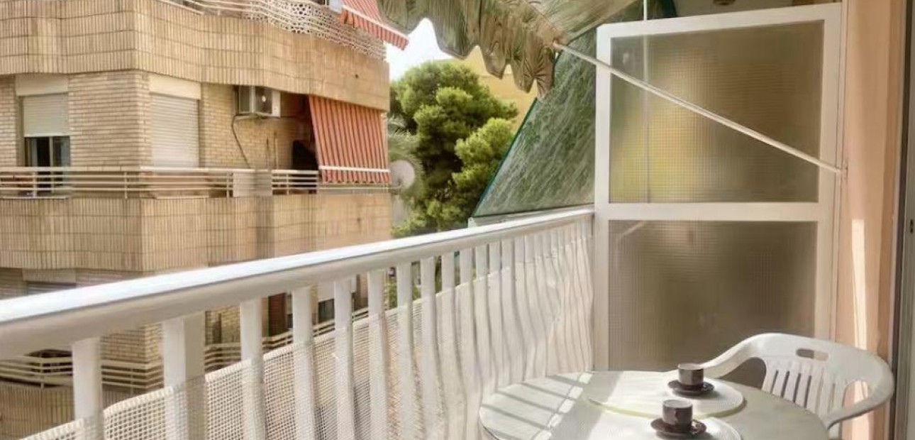 Sale - Apartment / flat -
Benidorm - Levante