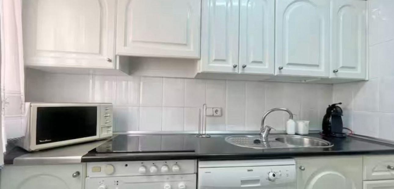 Sale - Apartment / flat -
Benidorm - Levante