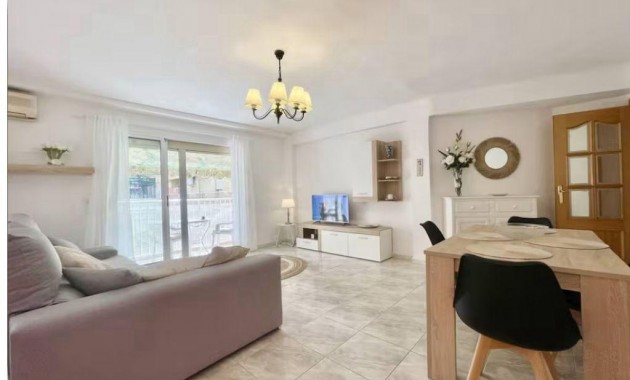 Sale - Apartment / flat -
Benidorm - Levante