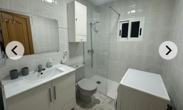 Sale - Apartment / flat -
Benidorm - Levante