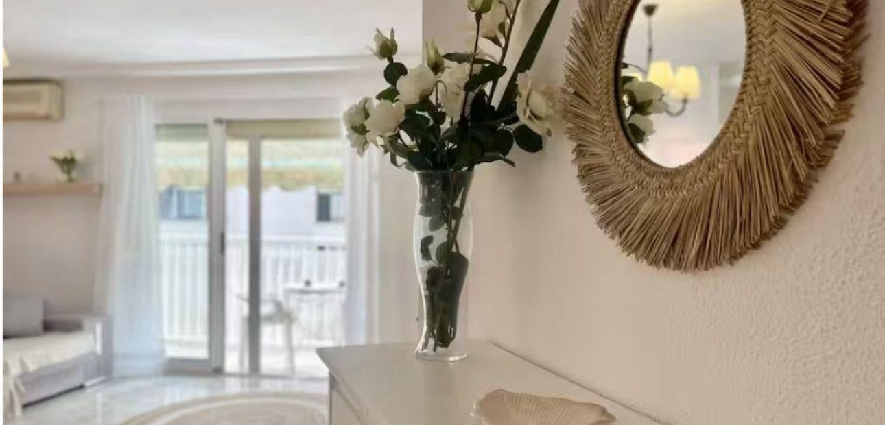 Sale - Apartment / flat -
Benidorm - Levante