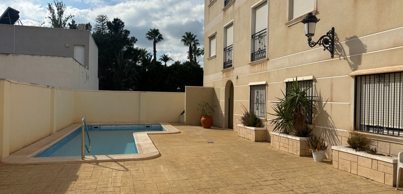 Herverkoop - Appartement / flat -
Jacarilla