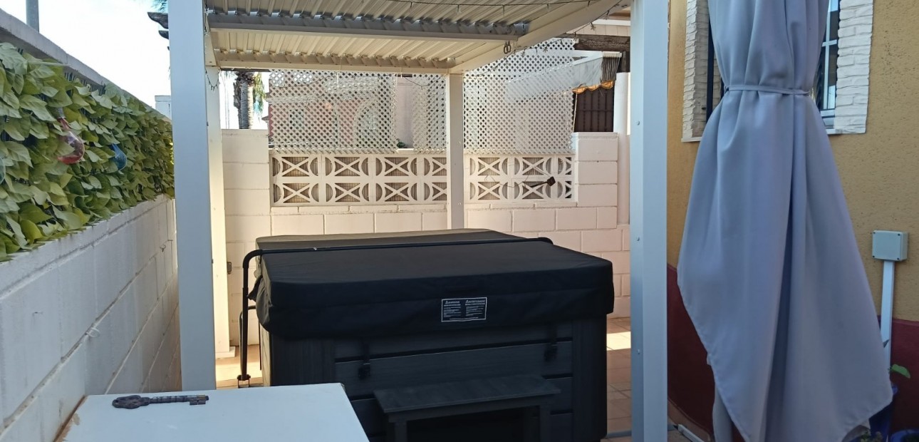 Herverkoop - House - Detached Villa (4) -
Los Montesinos - La herrada