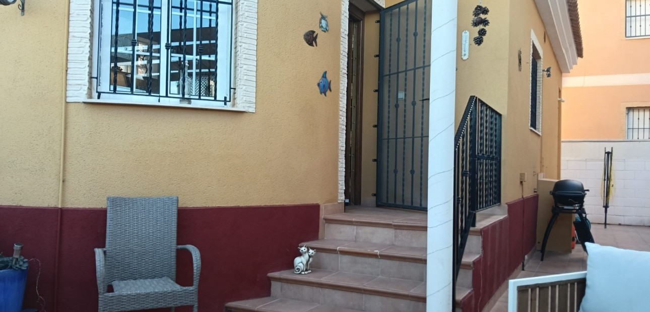 Herverkoop - House - Detached Villa (4) -
Los Montesinos - La herrada