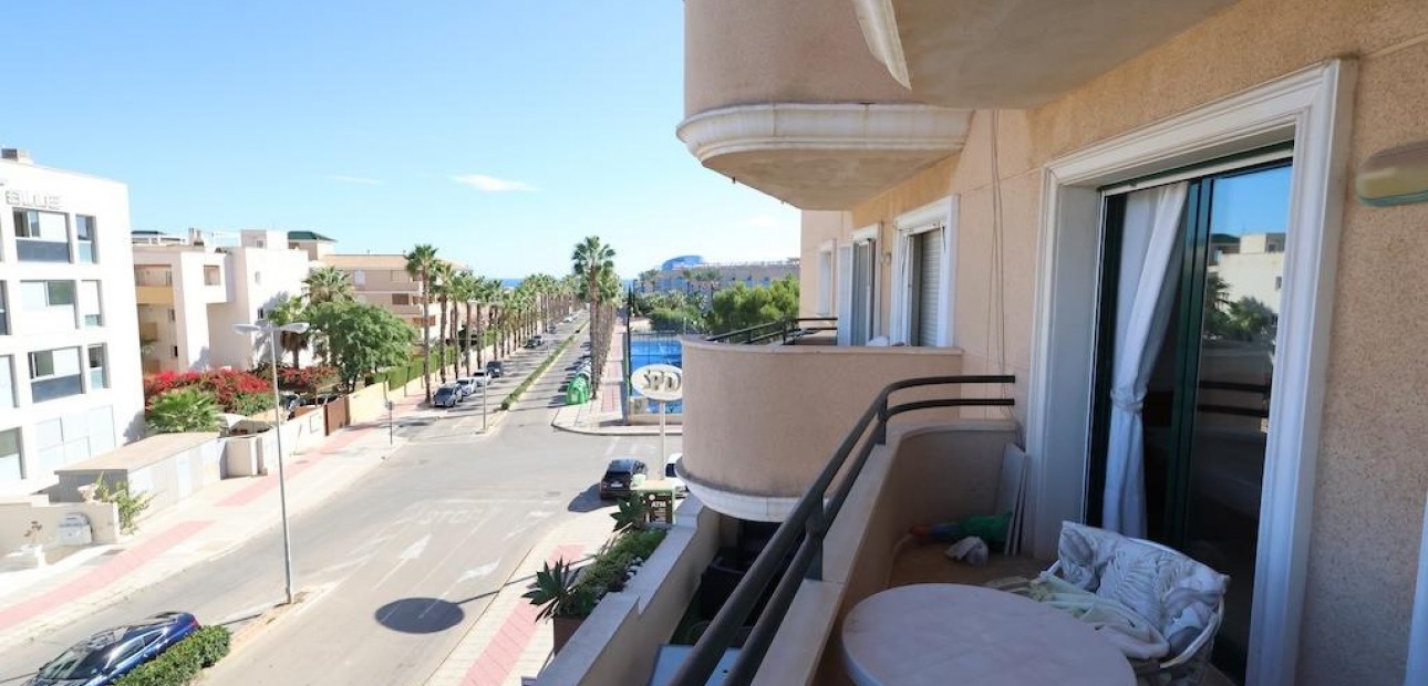 Sale - Apartment / flat -
Orihuela Costa - Cabo Roig