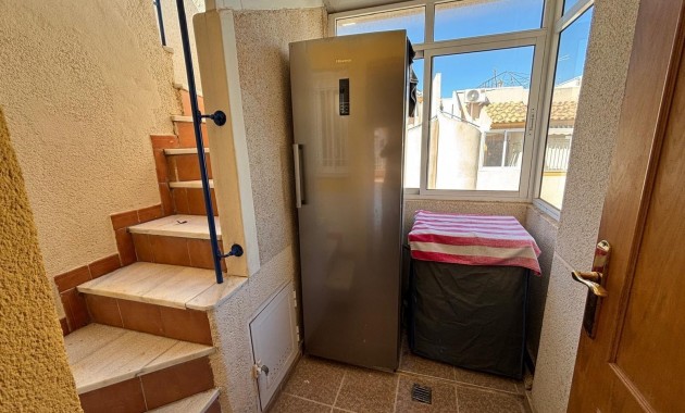 Herverkoop - Bungalow -
Torrevieja - Paseo maritimo