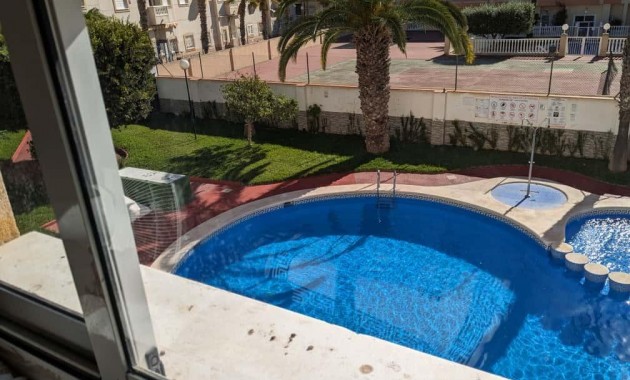 Sale - Apartment / flat -
Torrevieja - Estacion de autobuses