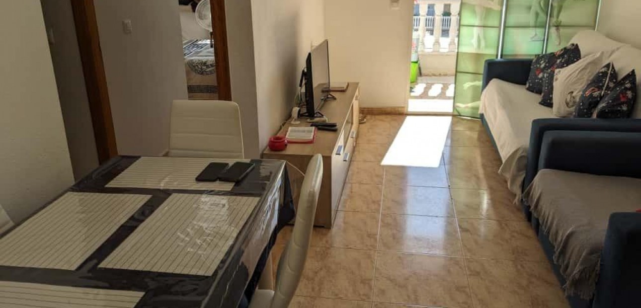 Sale - Apartment / flat -
Torrevieja - Estacion de autobuses