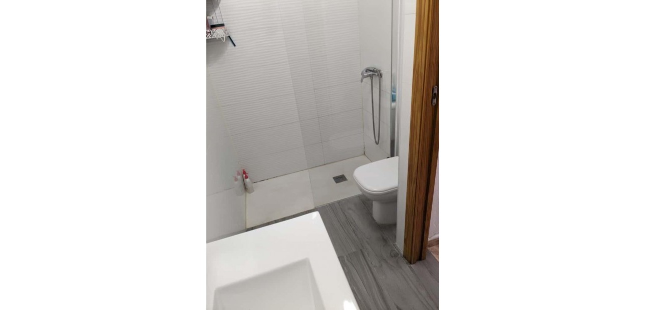 Sale - Apartment / flat -
Torrevieja - Estacion de autobuses