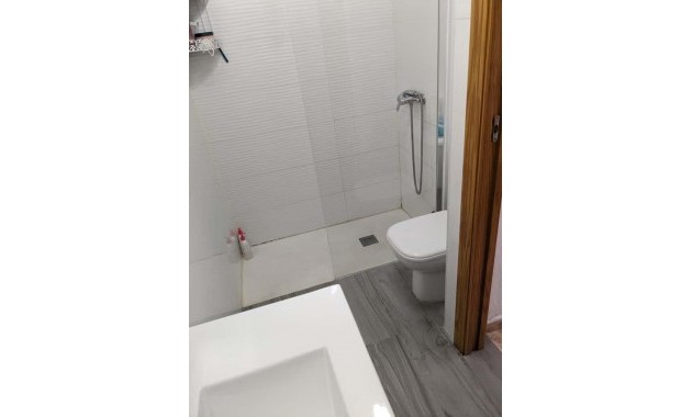 Sale - Apartment / flat -
Torrevieja - Estacion de autobuses