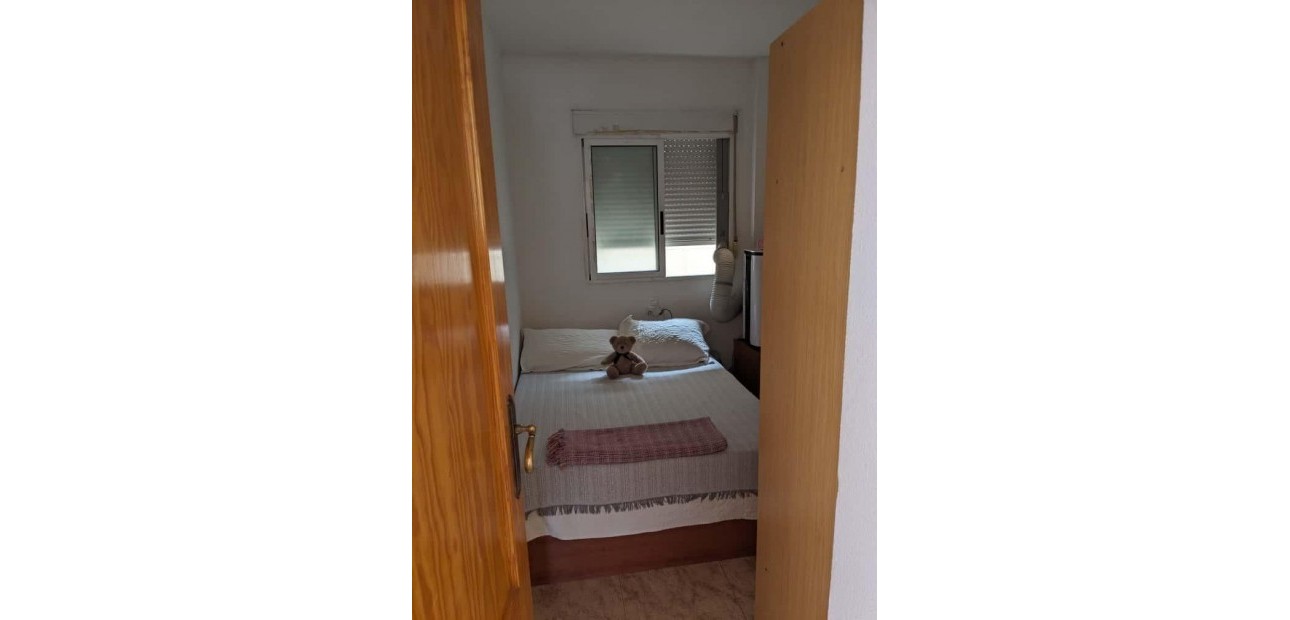 Sale - Apartment / flat -
Torrevieja - Estacion de autobuses