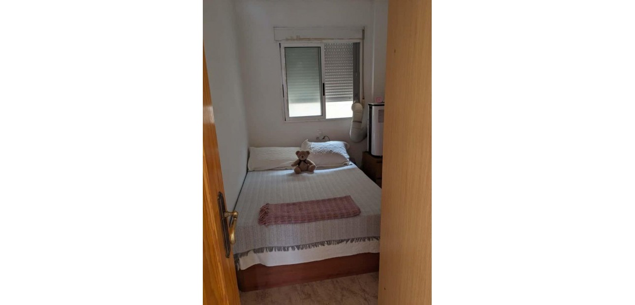 Sale - Apartment / flat -
Torrevieja - Estacion de autobuses