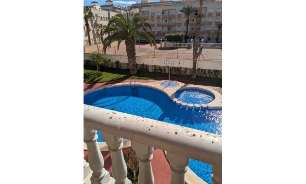 Sale - Apartment / flat -
Torrevieja - Estacion de autobuses