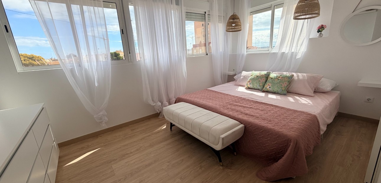 Herverkoop - Appartement / flat -
Lo Pagan - Lo Pagan - Town