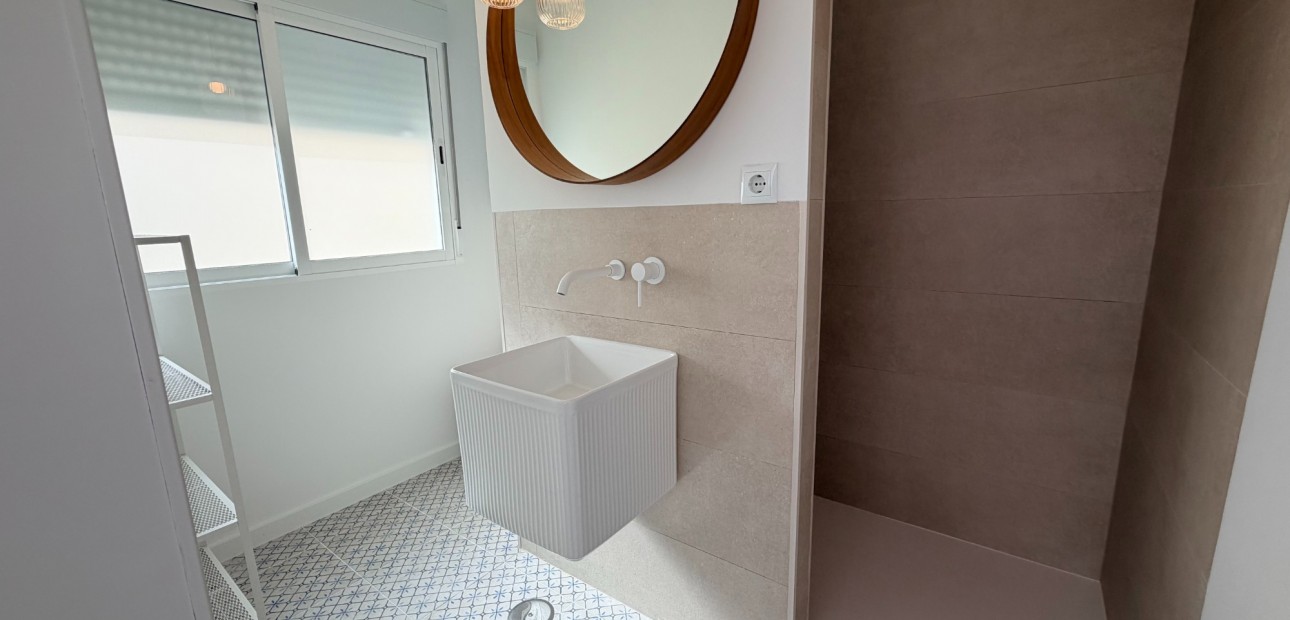 Herverkoop - Appartement / flat -
Lo Pagan - Lo Pagan - Town