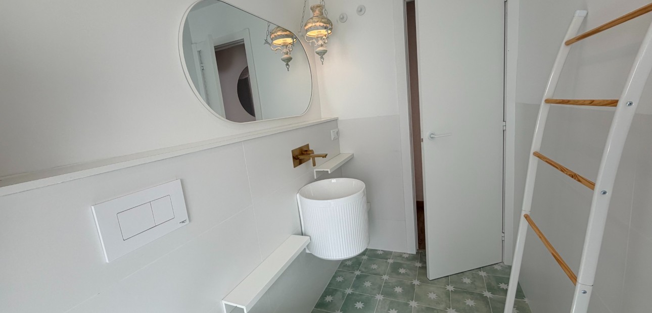 Herverkoop - Appartement / flat -
Lo Pagan - Lo Pagan - Town