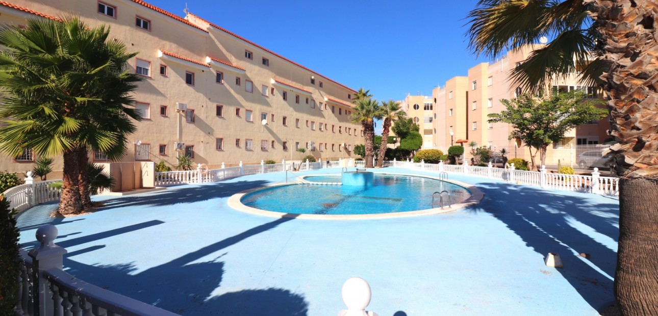 Herverkoop - Appartement / flat -
Torrevieja - San Luis