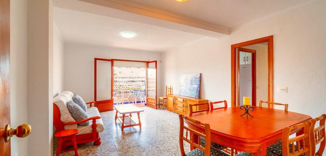 Venta - Ático -
Torrevieja - Playa de los Naufragos