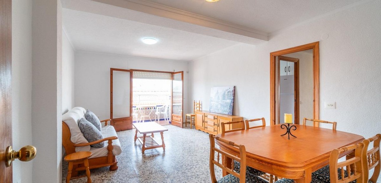 Venta - Ático -
Torrevieja - Playa de los Naufragos